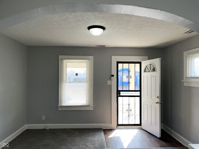 Photo - 1836 E Minnesota St