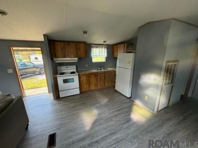 7720 Morel Ln
