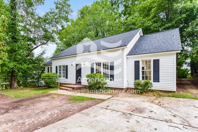 Building Photo - 224 Holmsbury Rd