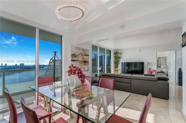 Photo - 50 Biscayne Blvd