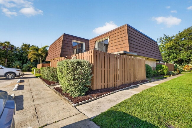 Photo - 5612 SE Riverboat Dr