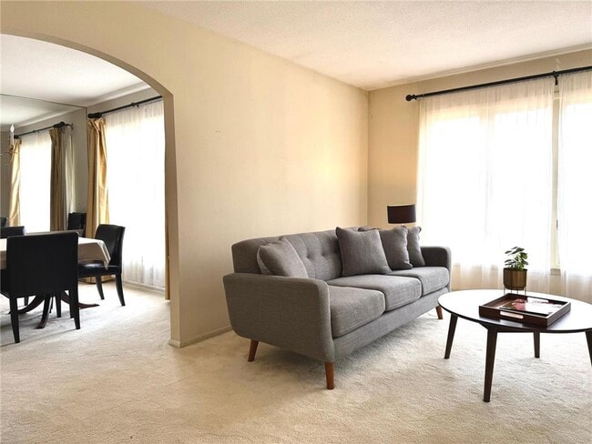 Building Photo - 6904 Gleason Rd