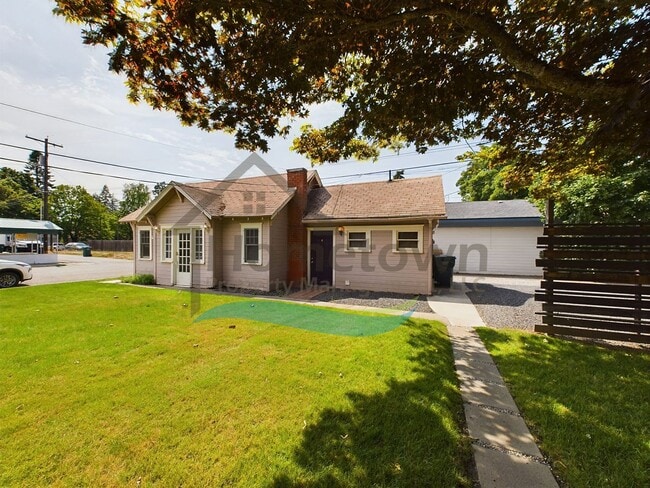 Photo - 1 Bedroom Cottage with Off-Street Parking Available in Midtown Coeur d'Alene!