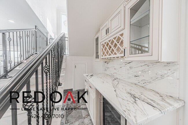 Photo - 2017 Centinela Ave