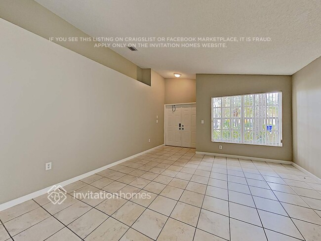 Photo - 444 SW 205th Ave