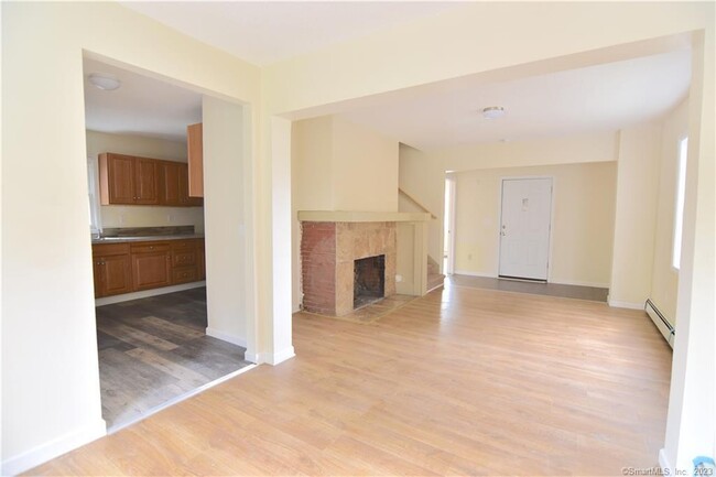 Photo - 14 Wildwood Ave