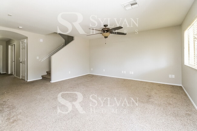 Photo - This lovely home is waiting for you!