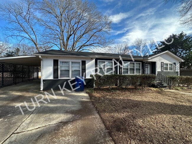 Building Photo - Home for rent in Gardendale