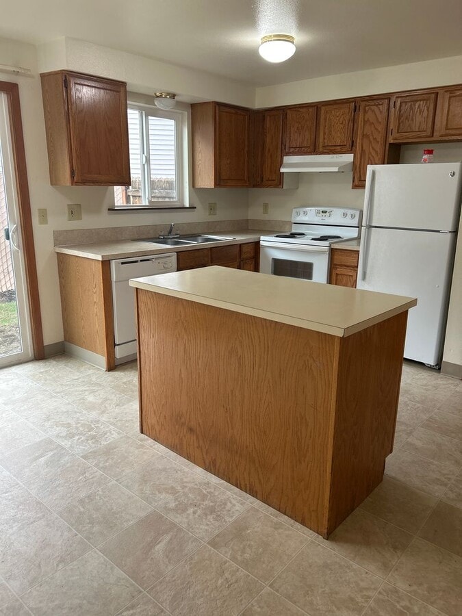 Photo - Park Village: CodePVTopShevMurr