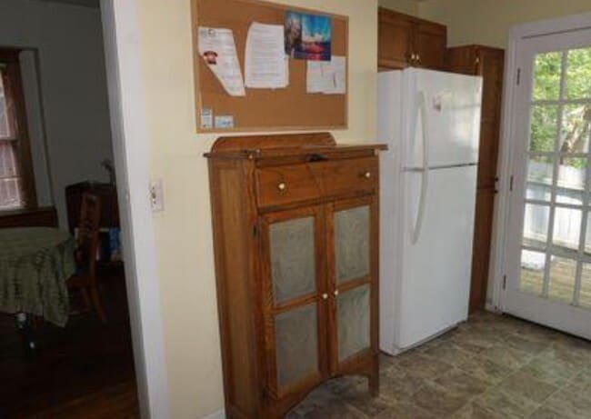 Photo - 412 W Vine St