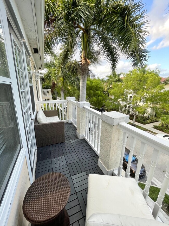 Photo - 276 Murcia Dr Unit 301