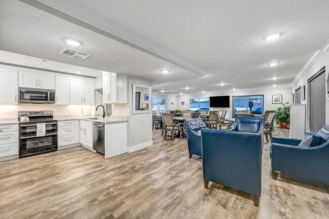 Welcome to Your Beachfront Escape at Beach Winds, Cocoa Beach!