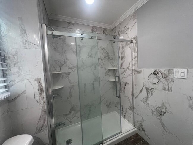 Photo - 180 Littleton Rd Unidad 90