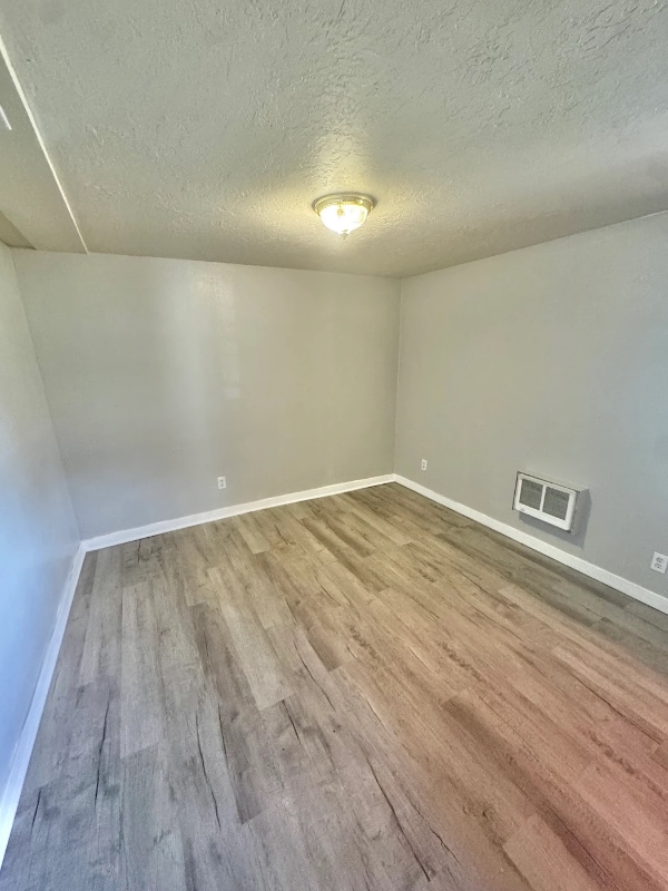 Photo - 2828 E 15th St