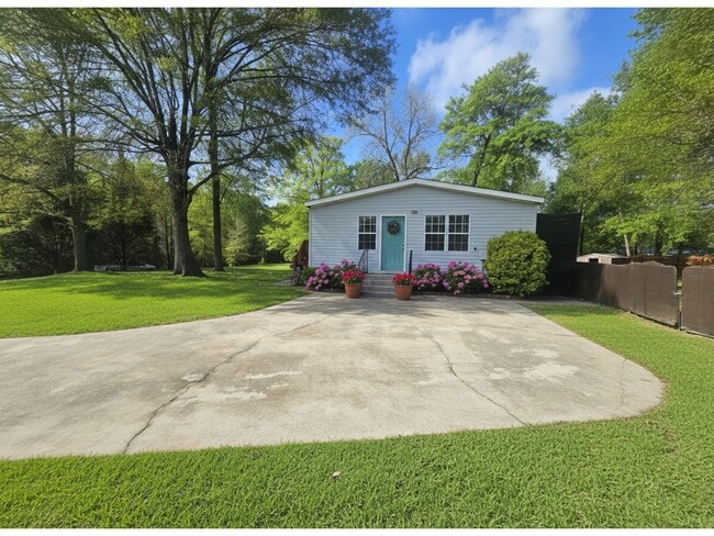 Photo - 235 Alview Dr