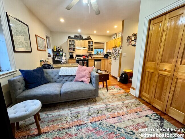 Building Photo - 24 Grovenor Rd Unit 3 Rental