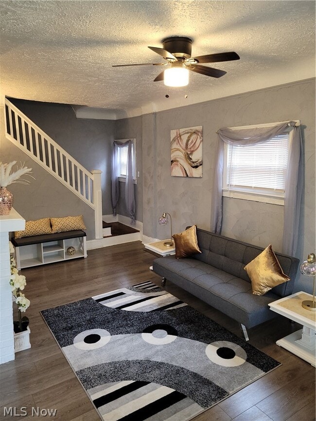 Photo - 4083 E 143rd St