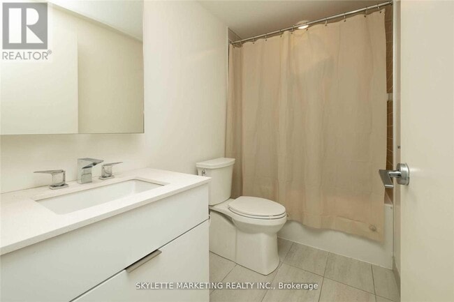 Photo - 25 Richmond St E Unit 1816