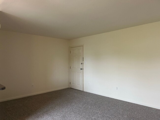 Broadmore Apartments