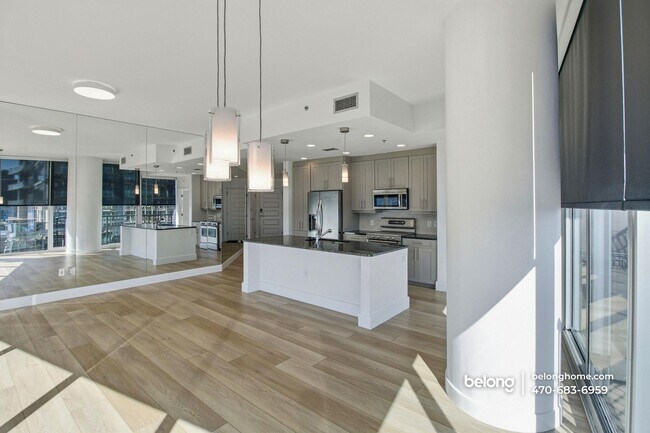 Photo - 1080 Peachtree St NE