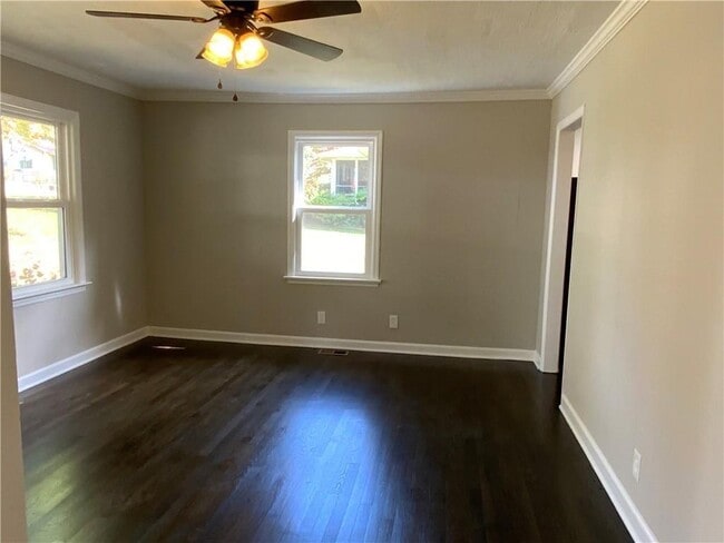 Photo - 578 Oakhurst Dr