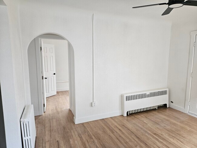 3415 Living Room view into Bedroom
