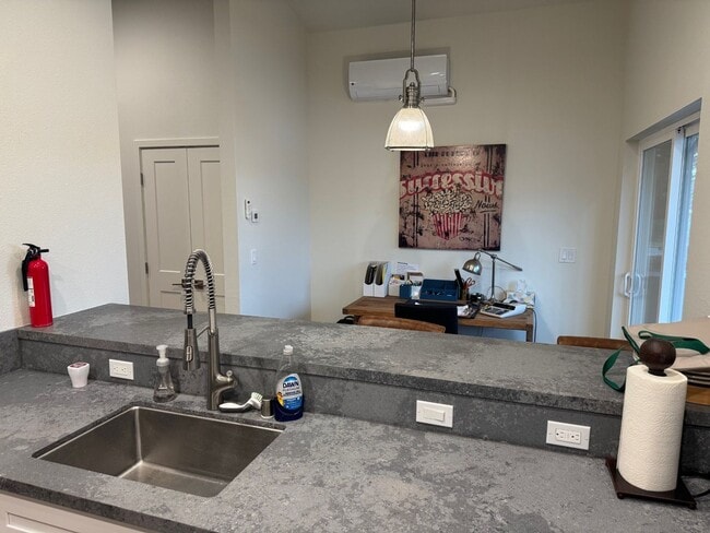 Photo - 1bed/1bath ADU - Right Off the Freeway of Prospect Heights