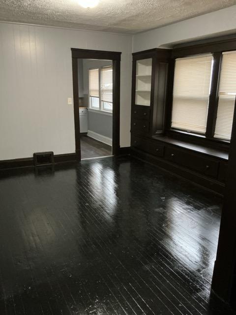 Building Photo - 13821 Othello Ave