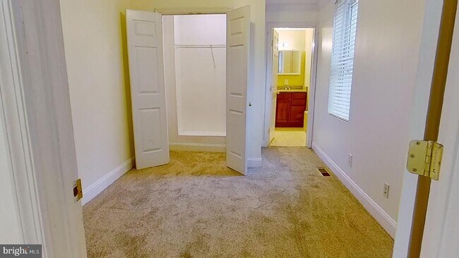 Photo - 412 S Eaton St