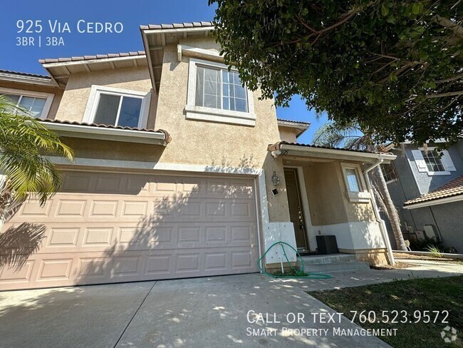 Building Photo - Beautiful Chula Vista 3bed+1 Loft, 2.5 bat...