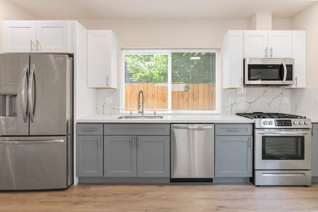 Photo - Live in the Heart of North Seattle – 2-Bedroom Home!