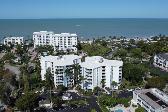 Building Photo - 1300 Gulf Shore Blvd N Unit 603 Rental