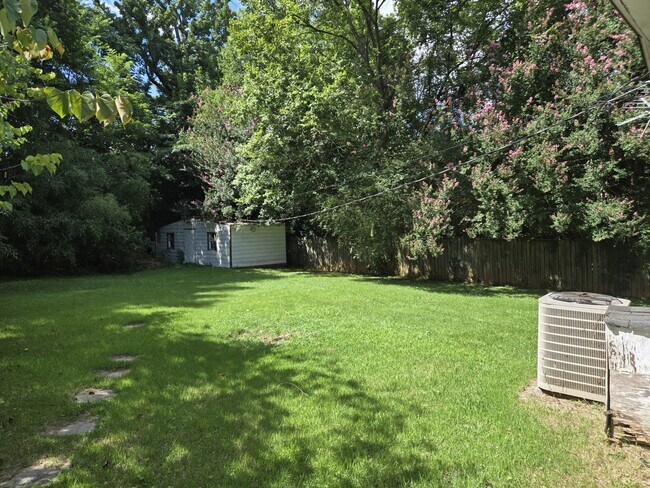 Photo - 4048 Dolly Ridge Rd