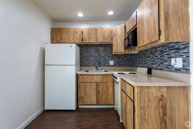 Estudio - 441&nbsp;ft² - Desert Palms Apartments