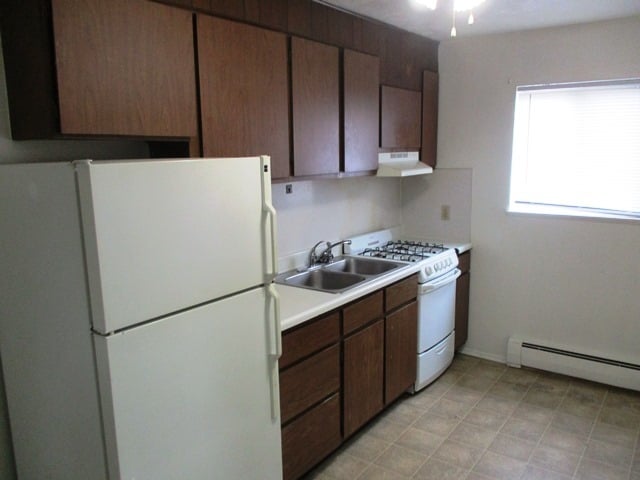 Photo - 1004 Howard St