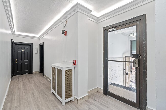 Photo - 6700 Park Ave Unidad 13