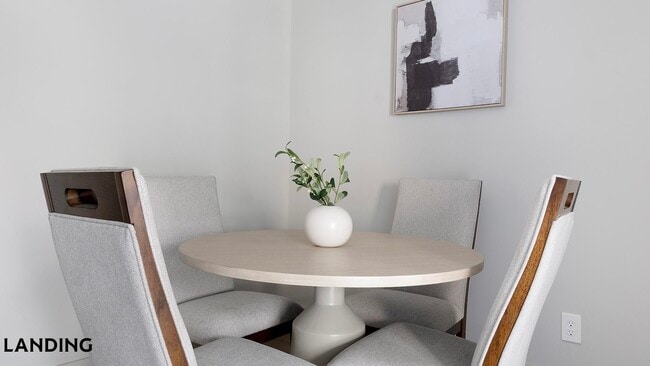 Photo - 49 Boulevard SE Unit C-336