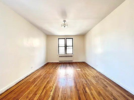 Building Photo - 2 bedroom in Bronx NY 10465 Unit 1C