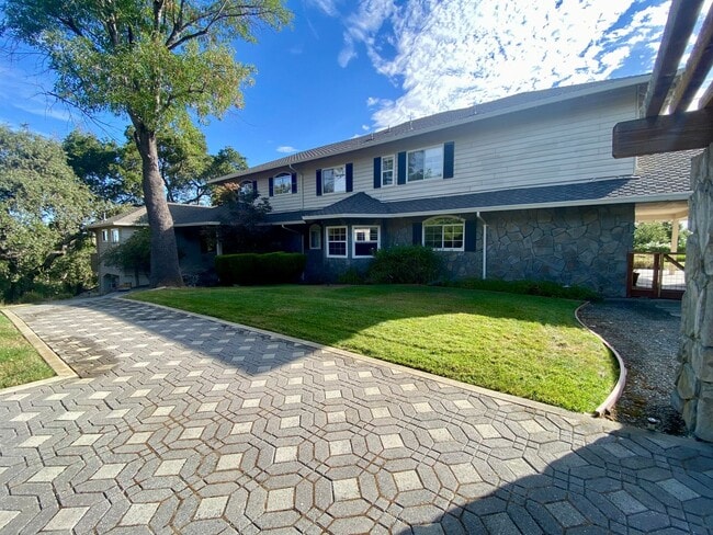 Photo - 17299 Deer Park Rd