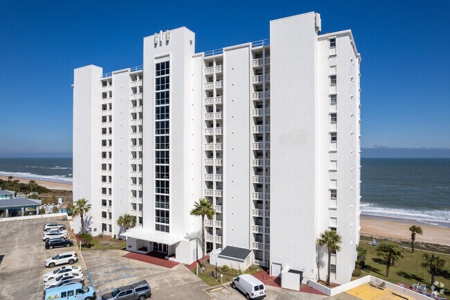 Photo - Van Lee Condominiums