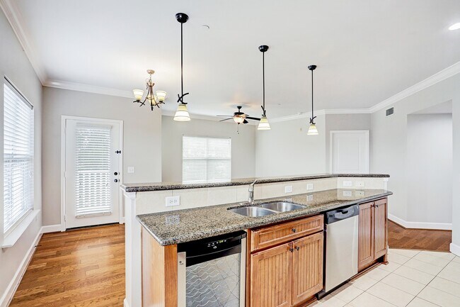 Photo - 2203 Dorrington St Unit 306