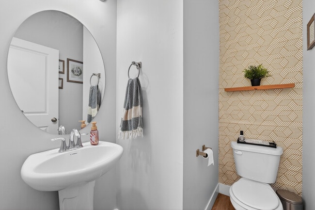 Photo - 3364 E Bluewater