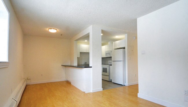 Photo - Quinpool Court