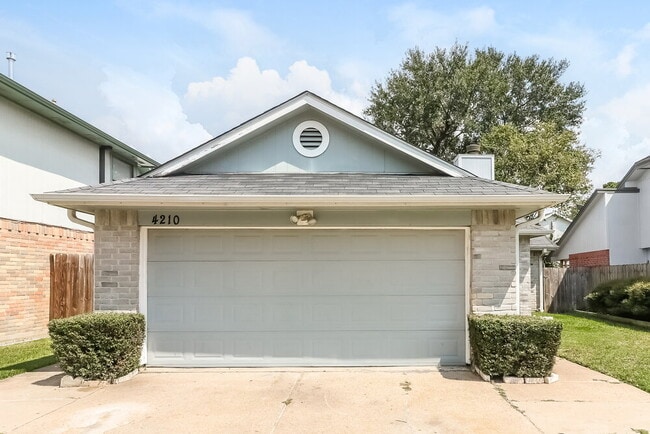 Building Photo - 4210 Hawk Meadow Dr Rental