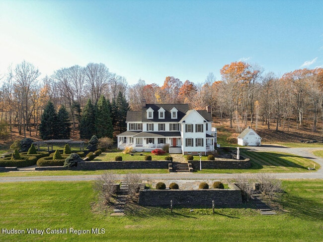 Photo - 136 Tory Hill Farm Rd