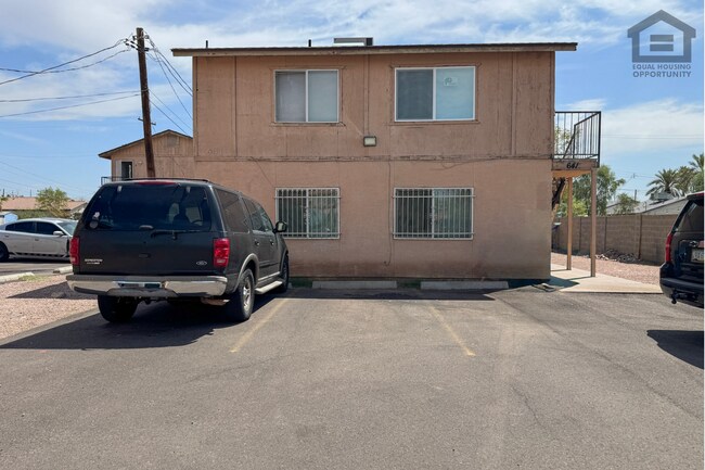 Photo - 641 N 30th St Unit 641 N 30th St  2