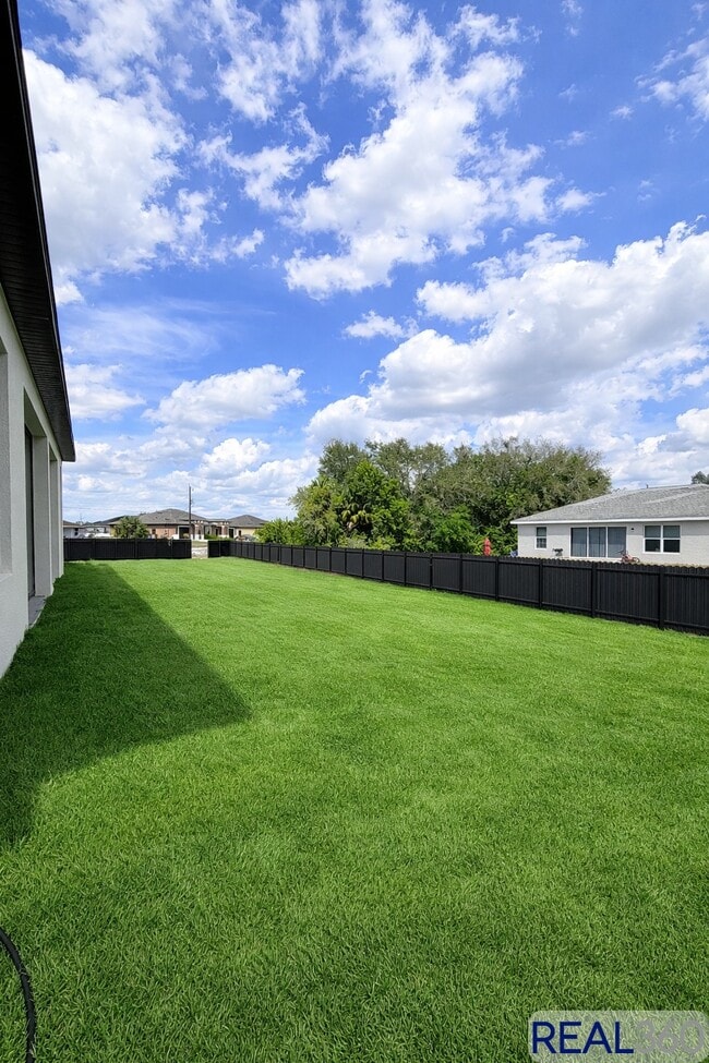 Photo - 2416-2418 Xelda Ave N Unit 2418