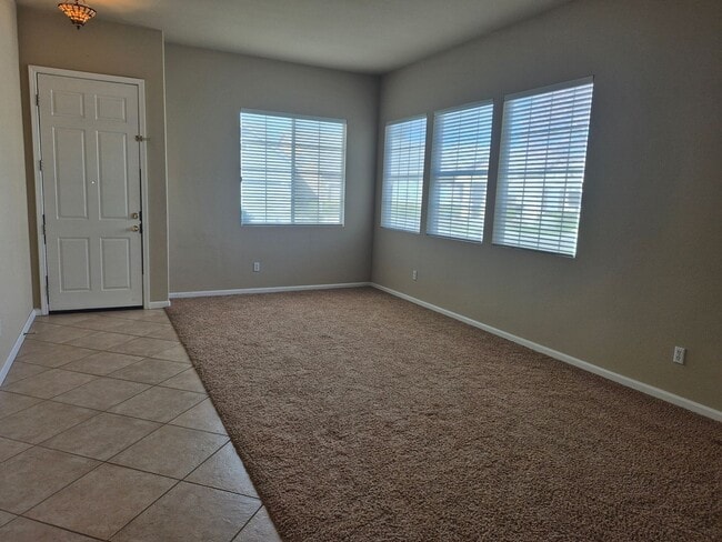 Photo - 4 Bedroom 2 Bath home in Natomas