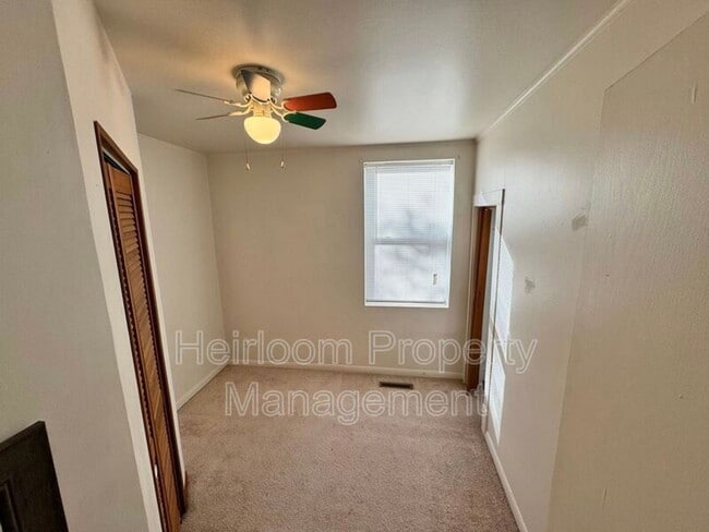 Photo - AVAILABLE AUGUST 1st   - 2 Bed 1 Bath Located In Superior WI w/ Bonus Space