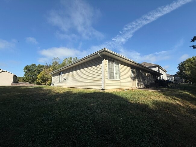 1820 N Orie Dr